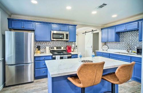 Blue Cottage in the Bayou with Private Yard! - Foto 2