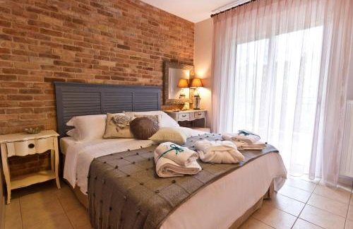 Villa Teresa Luxury Suites - Photo 39