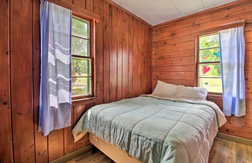 Lakefront Retreat with Boat Rentals, Beach and Bar - Foto 11