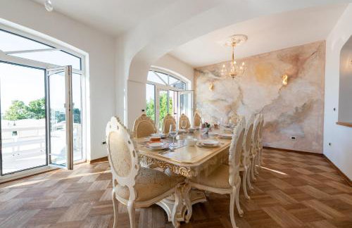 Villa Piano with Stunning View, heated outdoor pool & gaming room - Foto 3