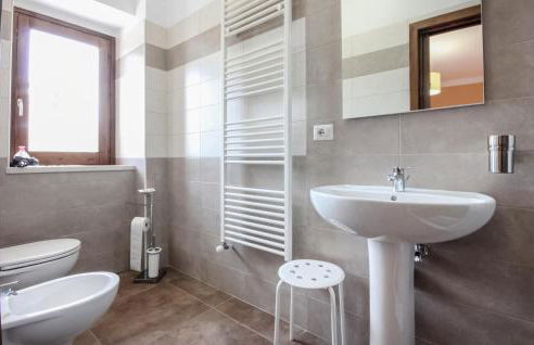 Lovely Home In Rutino With Kitchen - Foto 34