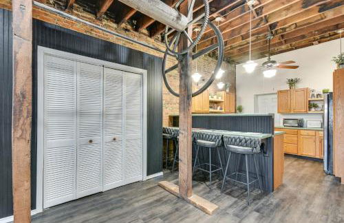 Jacuzzi Tub and Full Kitchen Dowtown Hannibal Loft - Foto 9