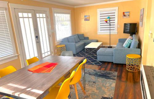 Casa California - Backyard, BBQ, Firepit & Near Beaches - Foto 3