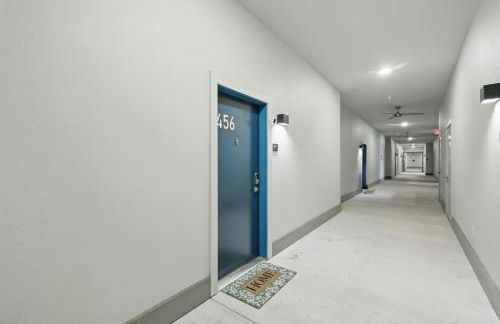 Modern 1BR near TPC Golf Free Parking and Wifi - Foto 20