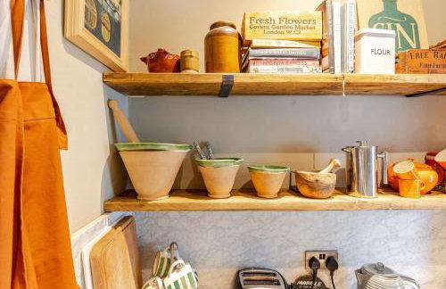 Spacious Country Cottage Sleeps 7, Air Con, Fire Pit & Dog Friendly close to Bath - Foto 12