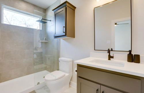 Walk to Restaurants Modern Escape Near Kyle Field - Photo 28