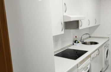 Apartamento amplio, luminoso y confortable CC - Foto 8