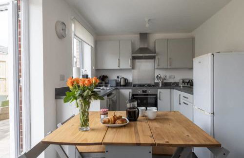 Cosy 3 Bed Near Beaches, Cardiff & Brecon Beacons - Foto 21