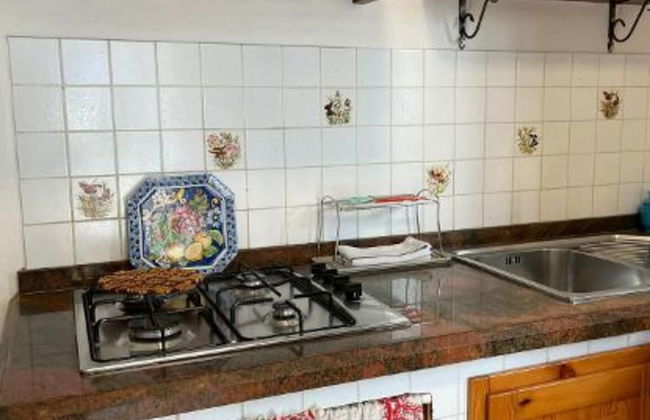 Trilocale In Villa Con Piscina - Clima E Wi-fi - Foto 9