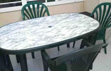 Apartamento segunda línea de playa con piscina - Photo 9