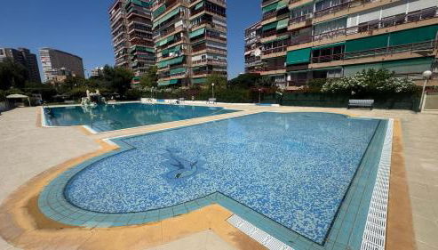 Apartamento vistas al mar y piscina en Alicante By ElConserje - Foto 5
