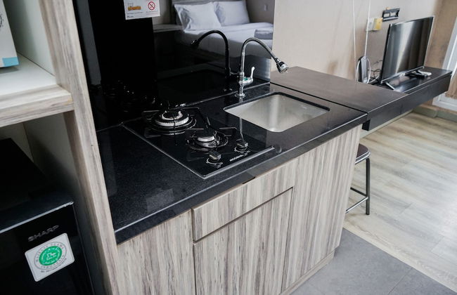 Modern And Homey Studio At Bintaro Icon Apartment - Foto 6