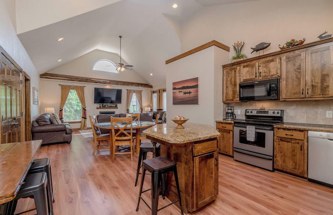 Hickory Hideaway - Communal Pool Access - Photo 29