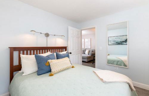 Lake Winni Condo - Beach, Concerts and Views for miles - Foto 5