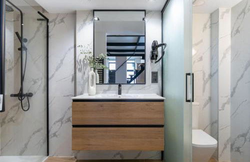 Precioso dúplex en zona Vista Alegre en Madrid - Photo 20