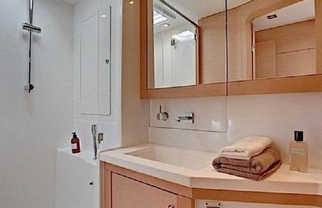 Catacruises - Photo 4