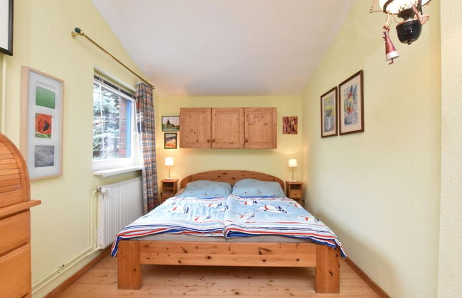 Holiday Home With Terrace in Graal-muritz - Photo 1