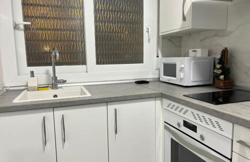 Charming Apartment up to 4 Persons 3 min to Metro - Foto 37