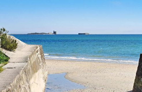 Stunning Home In Saint-Vaast-La-Hougue - Foto 32