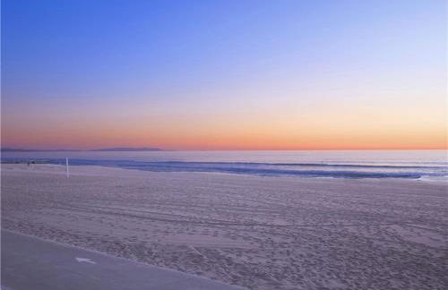 Amazing location, Unique Oceanfront Beach House! - Foto 42