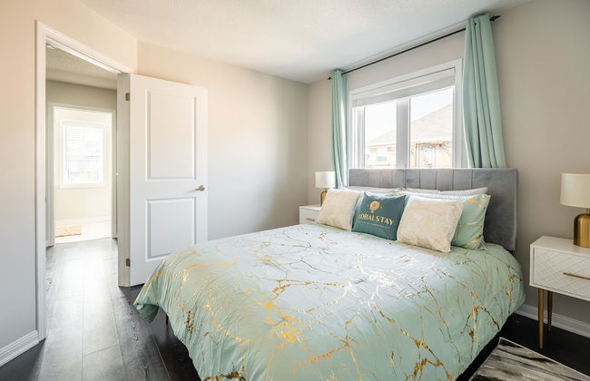 GLOBALSTAY Modern 3 BD House in Brampton - Photo 9