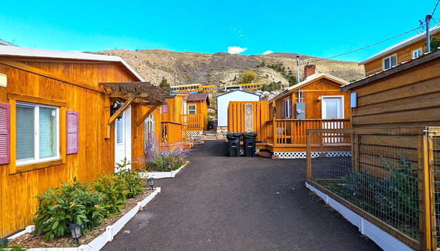 Yellowstone's Treasure Cabins - Foto 2, Imagem principal