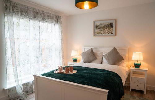 Dog-Friendly Townhouse in Converted Mill near Stroud Commons - Foto 27