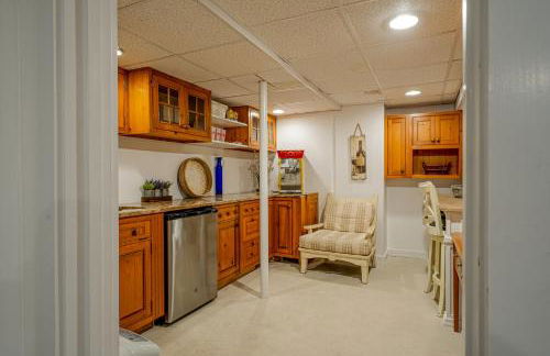 The J Luxury Villa - Southampton Poolside Retreat with Sauna - Foto 23