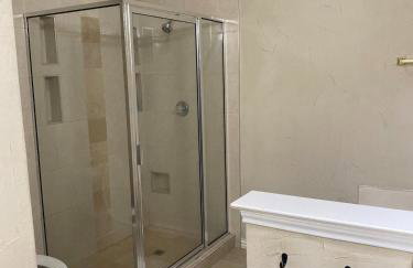 Comfy 3-Bedroom Home in Arlington - Foto 5