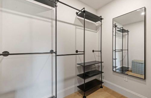 Le Petit Flat - 2 Bed 1 Bath One Level Apartment - Foto 27