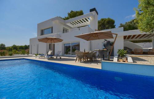 Abeto by Aguilarent - Photo 16