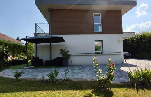 Elegant House near Château de Voltaire - Foto 7