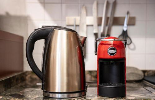 BBRomagnaMia 2 Camere, 5 ospiti, Parcheggio Gratis, Vicino a Università, Ospedali, Centro, Stazione, Aeroporto, Romagna - Foto 16