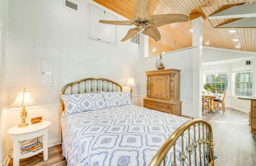 Hot Tub and Fire Pit Lakefront Home on Lake Eloise - Foto 15