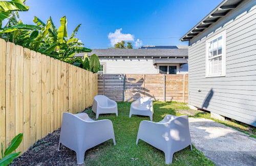 Uptown 3BR w Fenced Yard Near Magazine - Photo 23