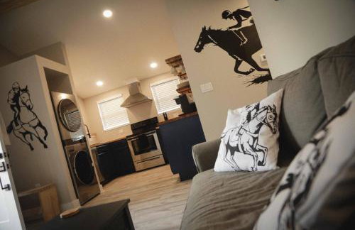 Cozy Pool & Hot Tub Retreat by Casino - Foto 3