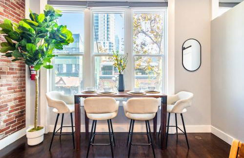 Gaslamp 2BR Upscale Queen Beds with Smart TV - Foto 18