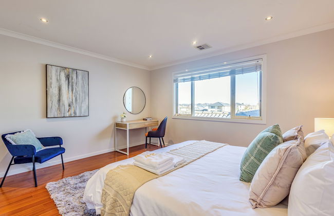 StayAU Magnificent Lakefront Villa - Foto 3