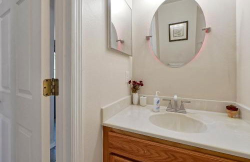 Poolside Cocoa Oasis w/ Tiki Bar! - Foto 63