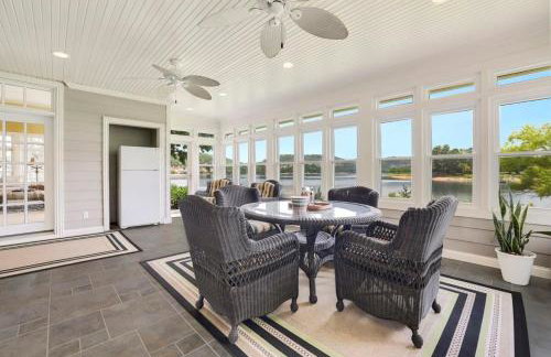 Shoreline Serenity-Direct Lake Access - Foto 2