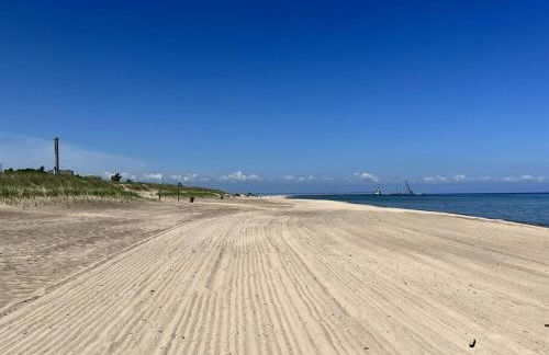 Large-group Retreat w/Loft Space Near Beach - Foto 51