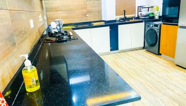 Impeccable 2-bed Apartment in Lekki With Snooker - Foto 4, Cocina privada