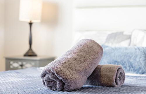 Oneluxstay 3BR Home Near the Beach - Foto 72