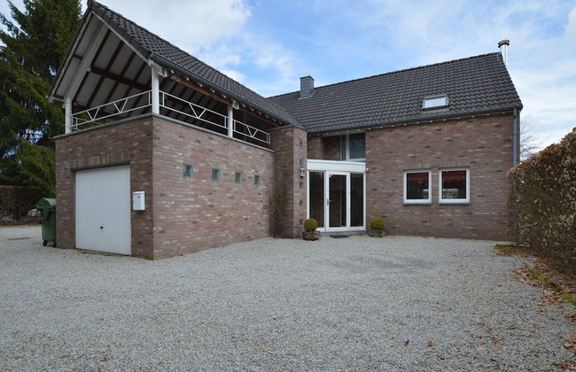 Spacious Holiday Home in Ovifat With Terrace - Foto 32