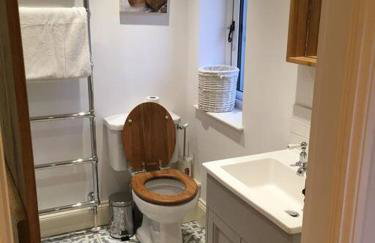 St Anthony’s, bright perkily decorated 3 bedroom house - Photo 13