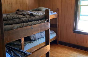 Cozy Private Log Cabin on acreage - Foto 36