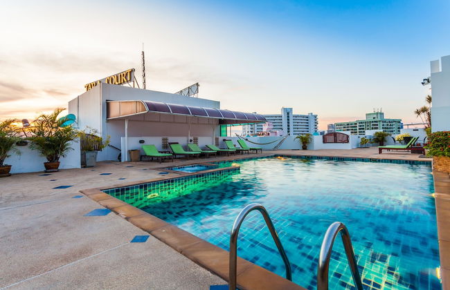 Tara Court Hotel - Photo 47