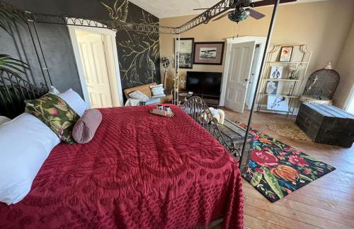 The Mediterranean House - Beautiful Downtown House - Foto 41