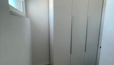 City Apartement mit Seeblick, TOPLAGE Stadtblick, Shopping & 1 Minute zum Bodensee - Foto 5, wardrobe