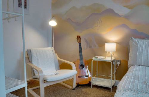 Sleek 4BR Townhouse - Rooftop - Hot Tub - Foto 18